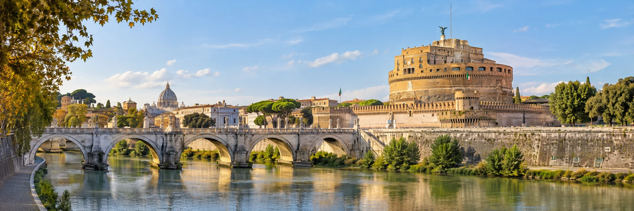 Italy: illustrative Rome Tiber and Castel Sant Angelo